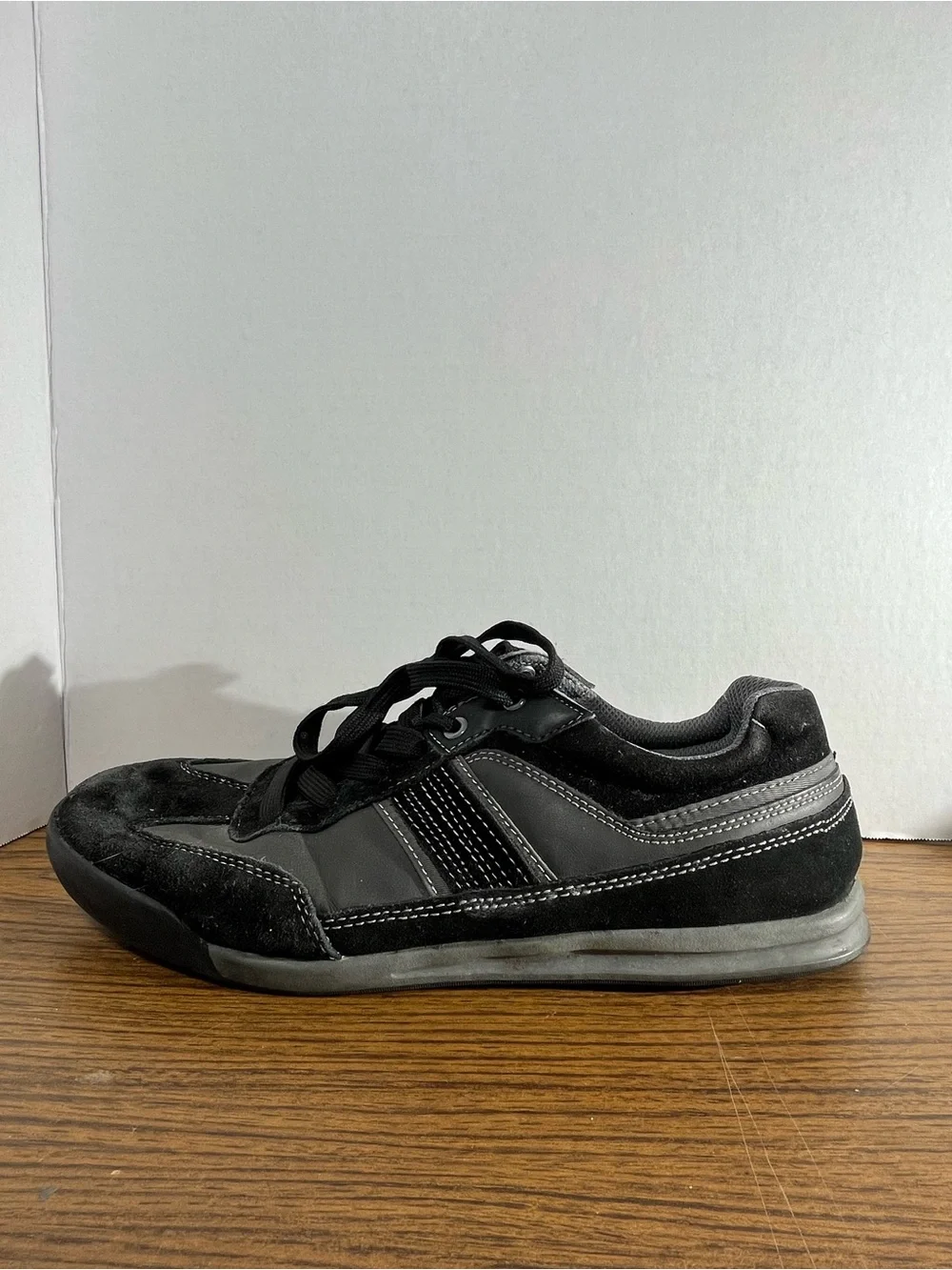 Perry Ellis America JASON Shoes Size 9.5  Black /Gray Mesh Suede   AF14F519A-1